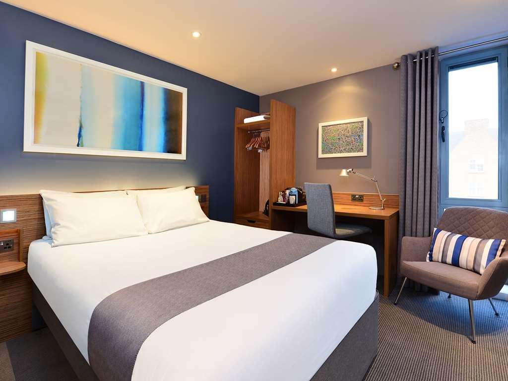 Travelodge London Central Bank Ruang foto