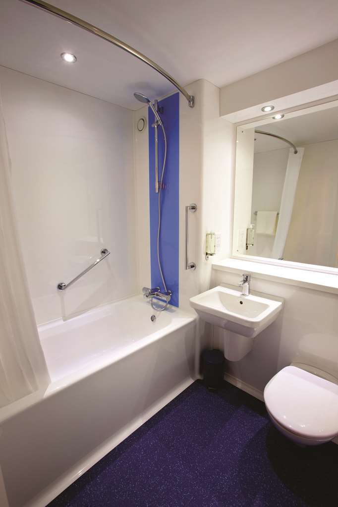 Travelodge London Central Bank Ruang foto