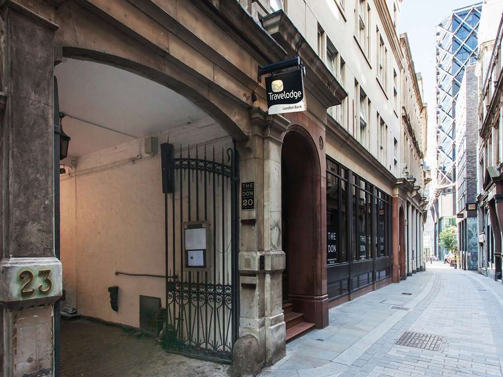 Travelodge London Central Bank Bagian luar foto